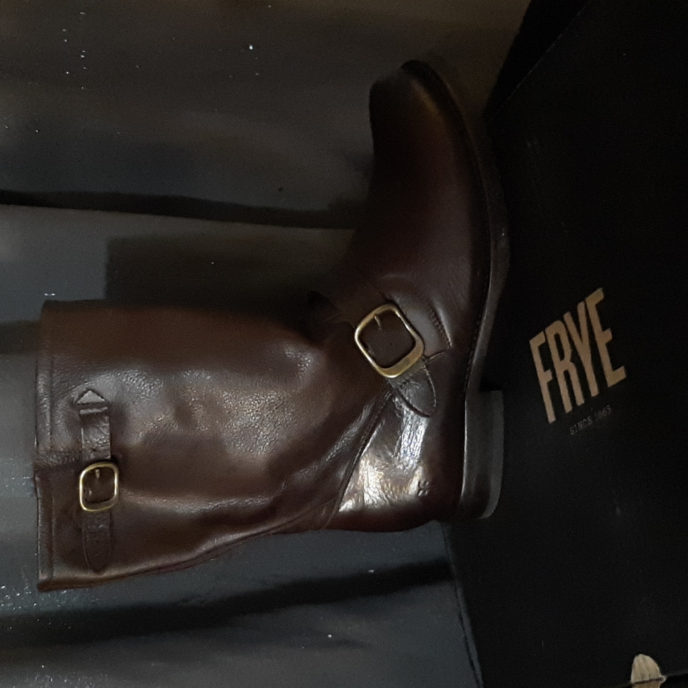 FRYE VERONICA SHORT BOOT